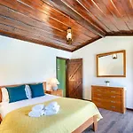 Chalet Chale Da Canicada By Se Rio Caldo